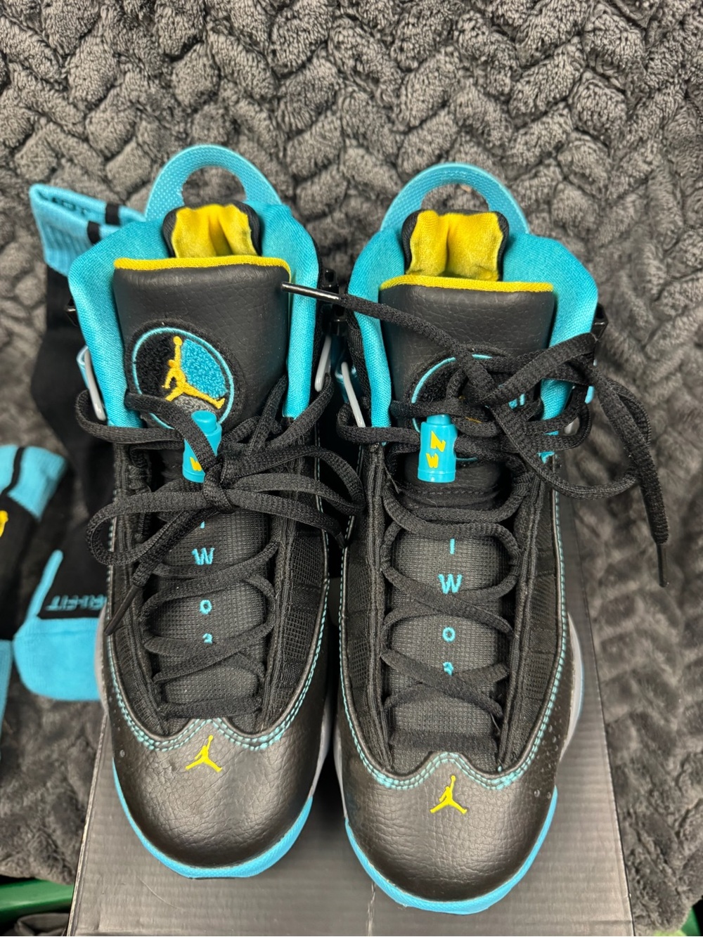 Jordan 6 Rings - Picture 4 of 4
